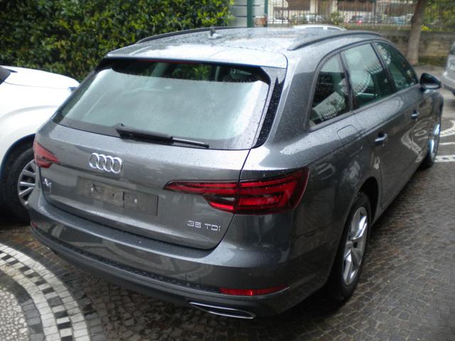 AUDI A4 AVANT 35 TDI S TRONIC DESIGN - foto 19