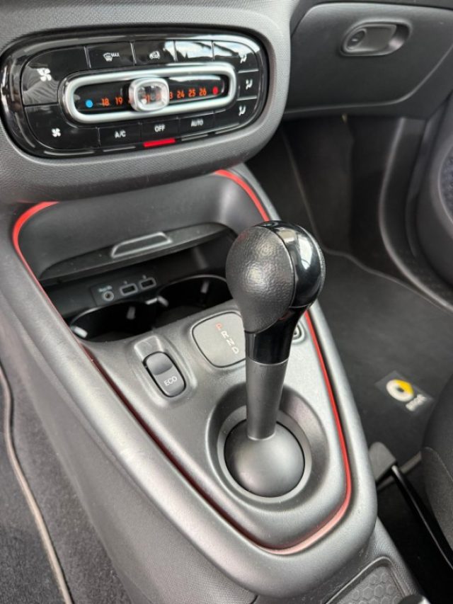 SMART FORTWO EQ RACINGREEN (22KW) KIT BRABUS- - foto 16