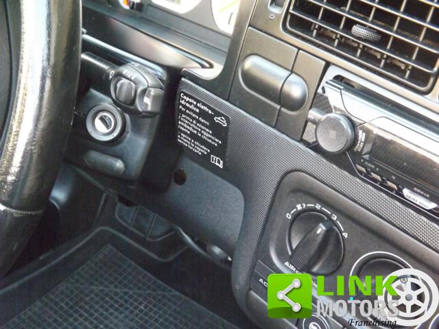 VOLKSWAGEN GOLF CABRIOLET 1.6 CON IMPIANTO GPL E 74040 KM - foto 28