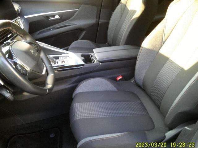 PEUGEOT 3008 BLUEHDI 130 S&S BUSINESS CAMBIO  - foto 12