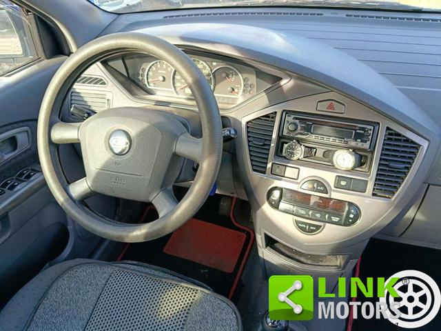 KIA CARENS 2.0 16V CRDI LX - foto 7