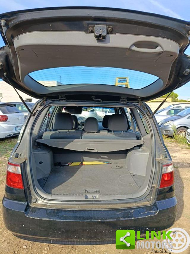 KIA CARENS 2.0 16V CRDI LX - foto 27