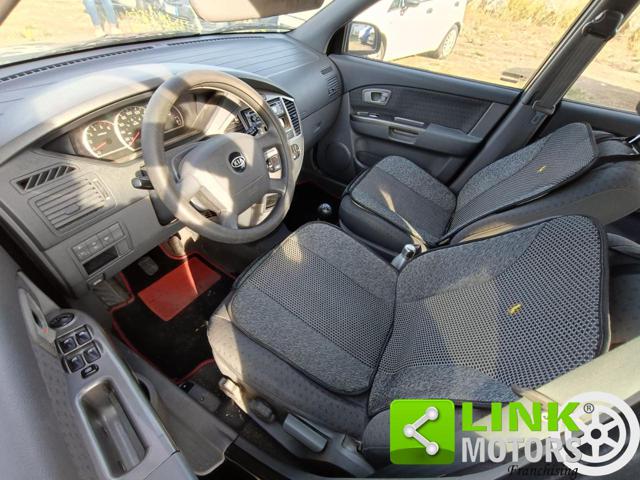 KIA CARENS 2.0 16V CRDI LX - foto 24