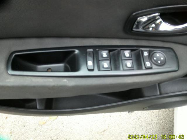 RENAULT SCENIC SCÉNIC 1.5 DCI 110CV EDC ENERGY - foto 11