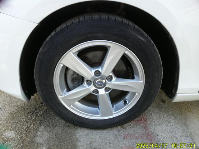 VOLVO V40 D2 - foto 7