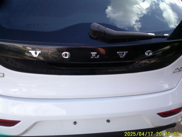 VOLVO V40 D2 - foto 22