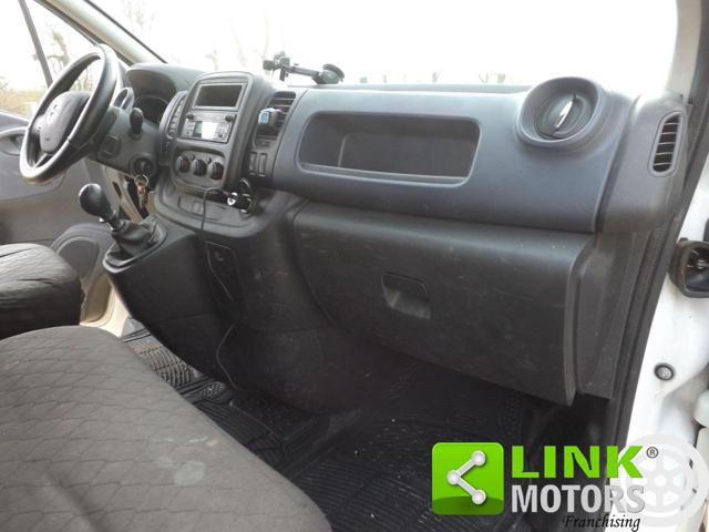 OPEL VIVARO 1.6 BITURBO CON POLIZZA DI GARAN - foto 36