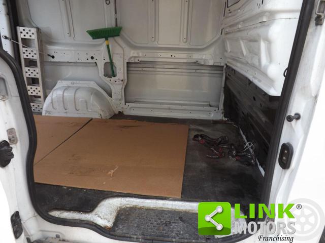 OPEL VIVARO 1.6 BITURBO CON POLIZZA DI GARAN - foto 40