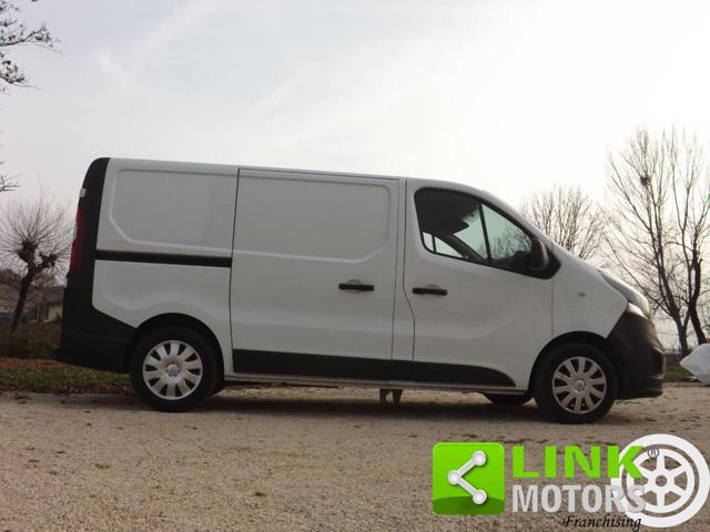 OPEL VIVARO 1.6 BITURBO CON POLIZZA DI GARAN - foto 12