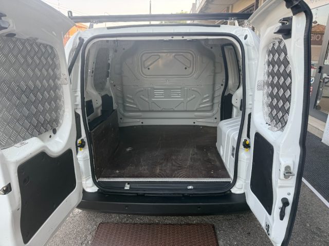 FIAT FIORINO 1.3 MJT 95CV ADVENTURE FULL OPT  - foto 17