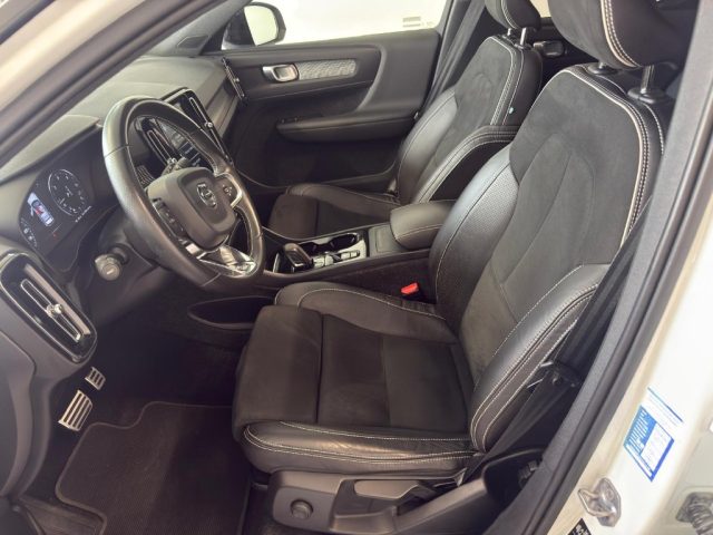 VOLVO XC40 D4 AWD GEARTRONIC R-DESIGN - foto 25