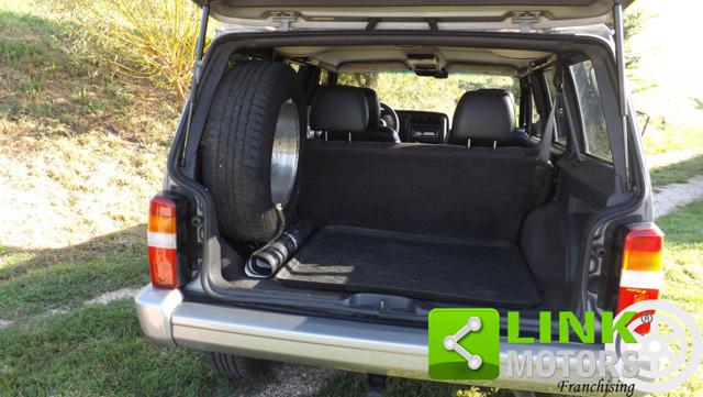 JEEP CHEROKEE CLASSIC 2.5 TD 4 X4 BEN TENUTO - foto 18