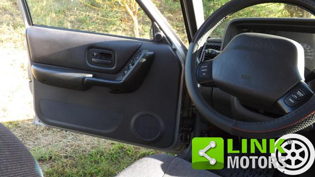 JEEP CHEROKEE CLASSIC 2.5 TD 4 X4 BEN TENUTO - foto 24