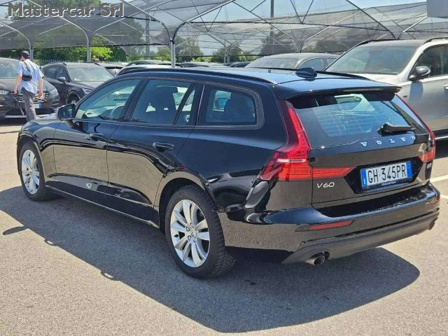 VOLVO V60 V60 2.0 B3 MOMENTUM N1 AUTO 7M - - foto 6
