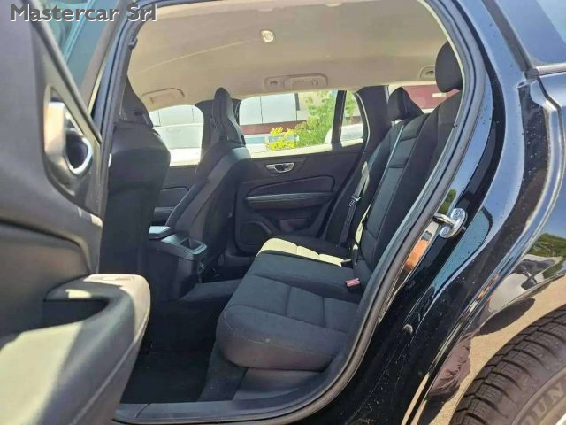 VOLVO V60 V60 2.0 B3 MOMENTUM N1 AUTO 7M - - foto 12