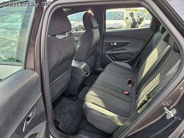 PEUGEOT 3008 3008 1.2 BENZ T ACTIVE PACK TG : - foto 10