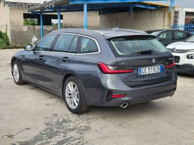 BMW 320 320D TOURING XDRIVE BUSINESS ADV - foto 3