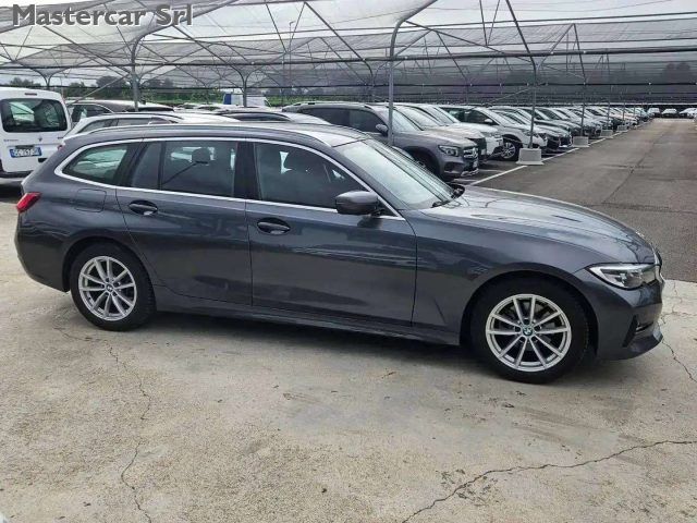 BMW 320 320D TOURING XDRIVE BUSINESS ADV - foto 6