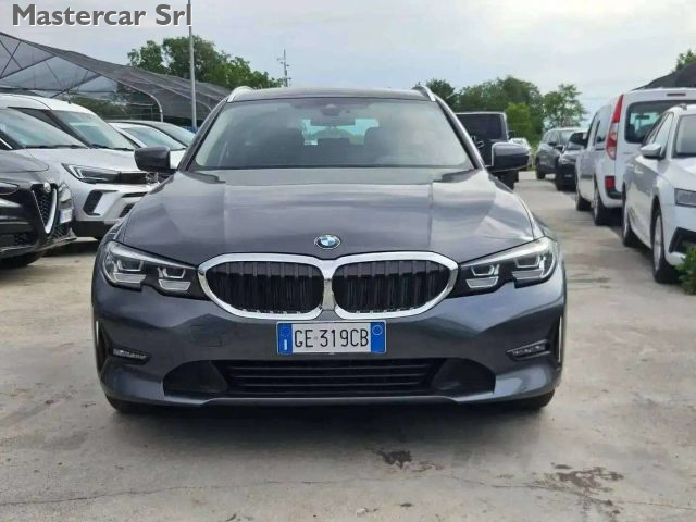 BMW 320 320D TOURING XDRIVE BUSINESS ADV - foto 8