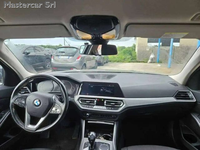 BMW 320 320D TOURING XDRIVE BUSINESS ADV - foto 9