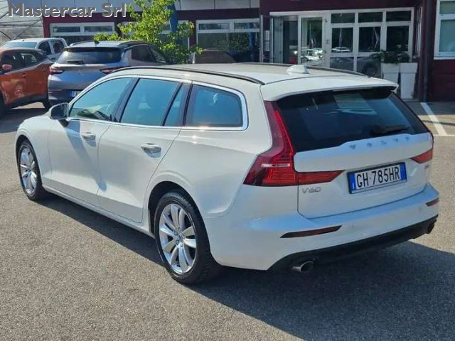 VOLVO V60 V60 2.0 B4 MOMENTUM BUSINESS AUT - foto 3