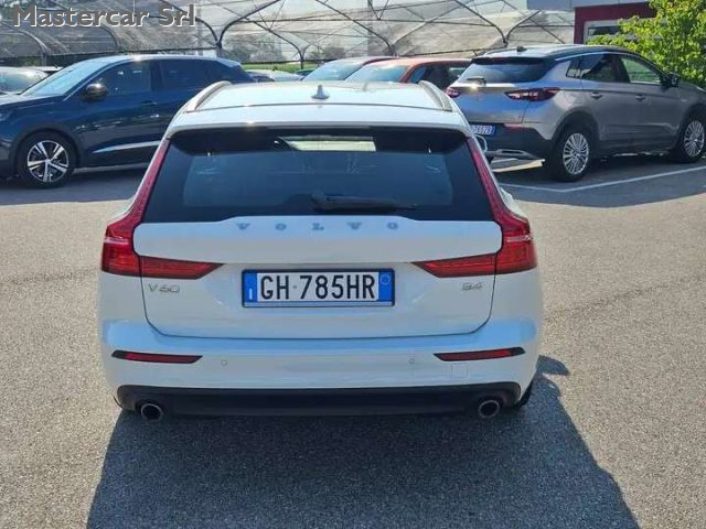 VOLVO V60 V60 2.0 B4 MOMENTUM BUSINESS AUT - foto 4