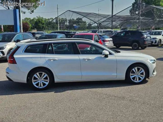 VOLVO V60 V60 2.0 B4 MOMENTUM BUSINESS AUT - foto 6