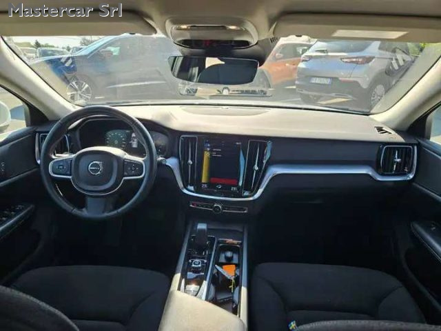 VOLVO V60 V60 2.0 B4 MOMENTUM BUSINESS AUT - foto 11