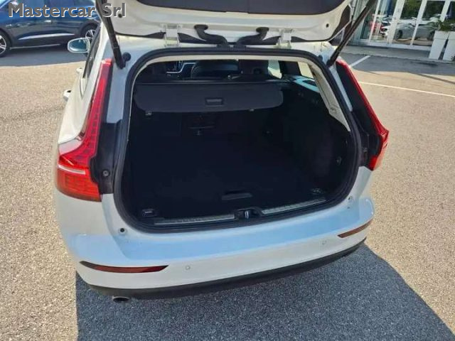VOLVO V60 V60 2.0 B4 MOMENTUM BUSINESS AUT - foto 15