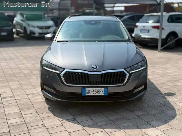 SKODA OCTAVIA OCTAVIA WAGON 2.0 TDI EVO EXECUT - foto 7