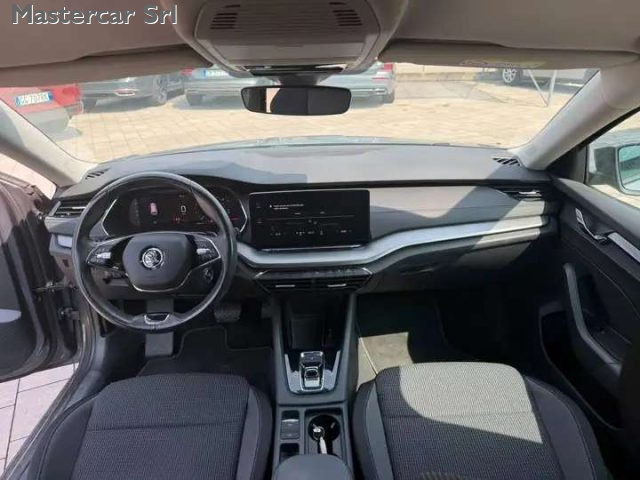 SKODA OCTAVIA OCTAVIA WAGON 2.0 TDI EVO EXECUT - foto 9
