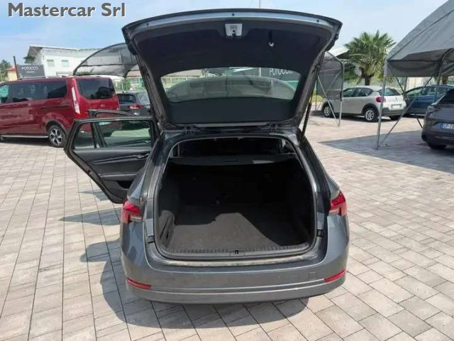 SKODA OCTAVIA OCTAVIA WAGON 2.0 TDI EVO EXECUT - foto 15