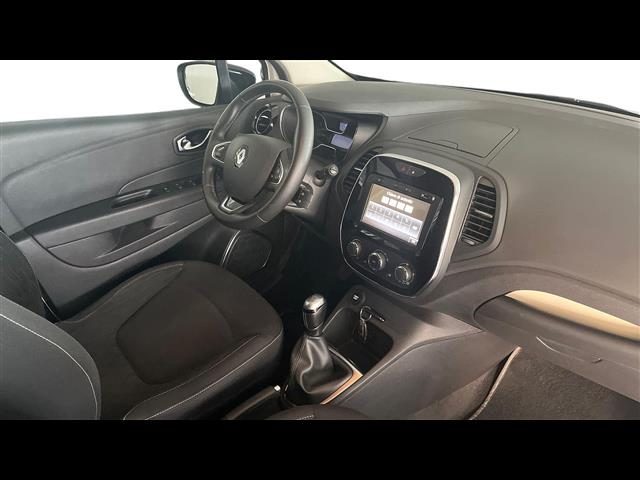 RENAULT CAPTUR 1.3 TCE SPORT EDITION FAP - foto 11