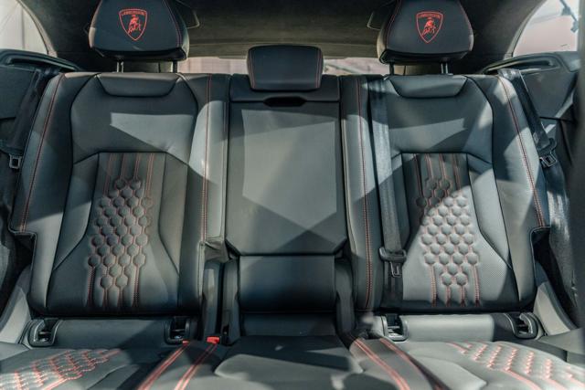 LAMBORGHINI URUS 4.0 SE - foto 37