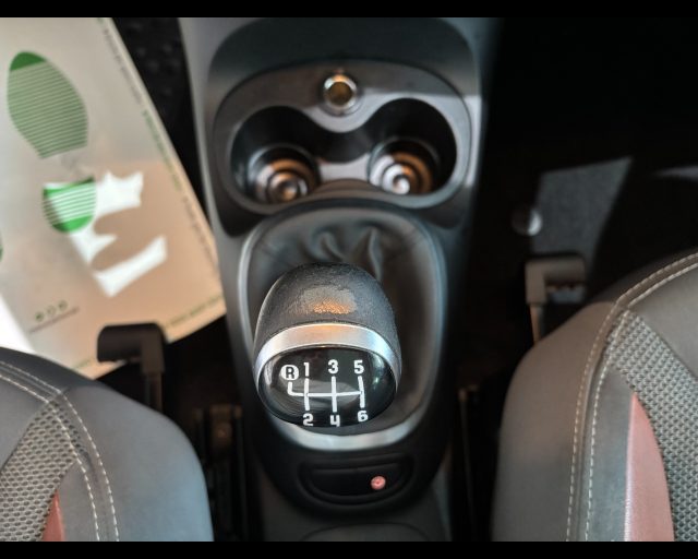FIAT 500L 1.6 MJT TREKKING 120CV - foto 11