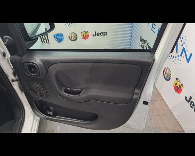 FIAT NEW PANDA 1.0 HYBRID 70CV 5 POSTI - foto 16