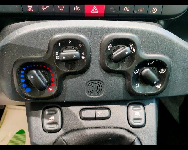 FIAT NEW PANDA 1.0 HYBRID 70CV 5 POSTI - foto 10