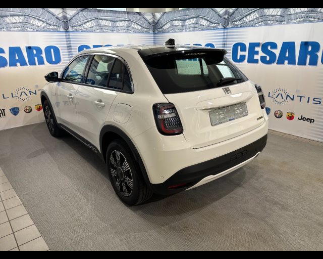 FIAT 600 1.2 HYBRID 110CV AUTO - foto 4