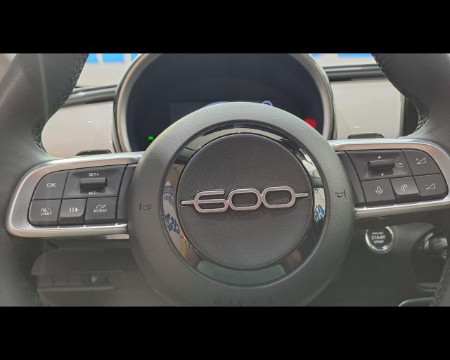 FIAT 600 1.2 HYBRID 145CV AUTO - foto 7