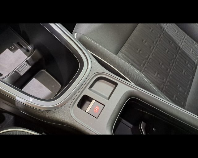 FIAT 600 1.2 HYBRID 145CV AUTO - foto 16