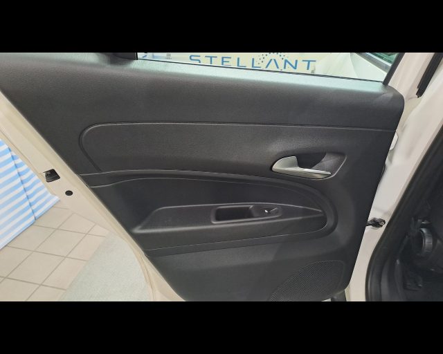 FIAT 600 1.2 HYBRID 145CV AUTO - foto 27