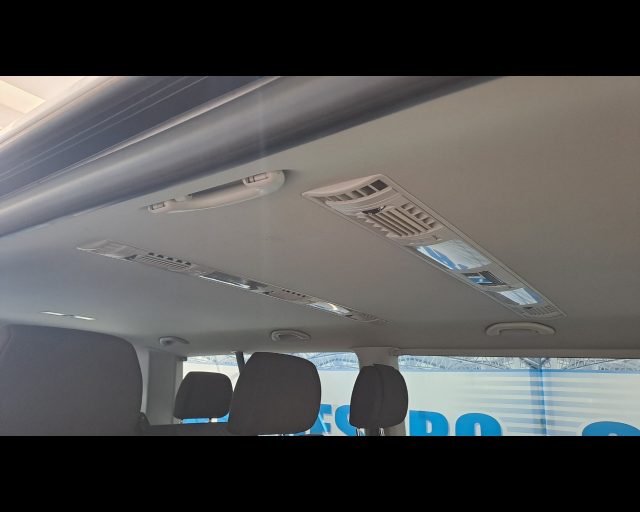 VOLKSWAGEN T6 CARAVELLE 2.0 TDI 150CV TRENDLINE P.C. - foto 13