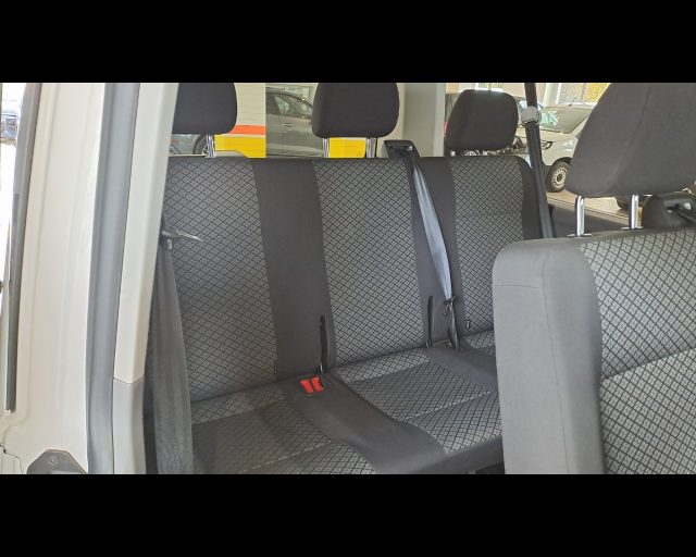 VOLKSWAGEN T6 CARAVELLE 2.0 TDI 150CV TRENDLINE P.C. - foto 17