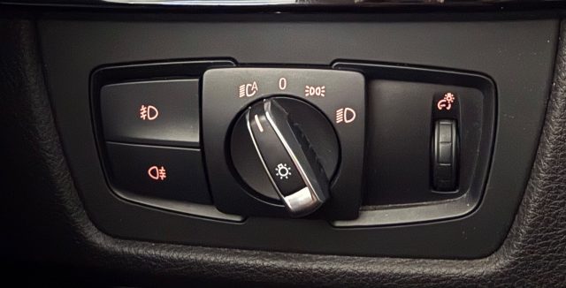 BMW 320 D XDRIVE TOURING LUXURY - foto 22