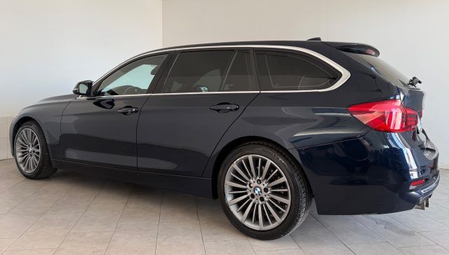 BMW 320 D XDRIVE TOURING LUXURY - foto 6