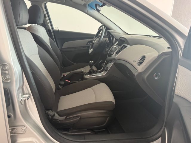 CHEVROLET CRUZE 1.6 4 PORTE LS - foto 18