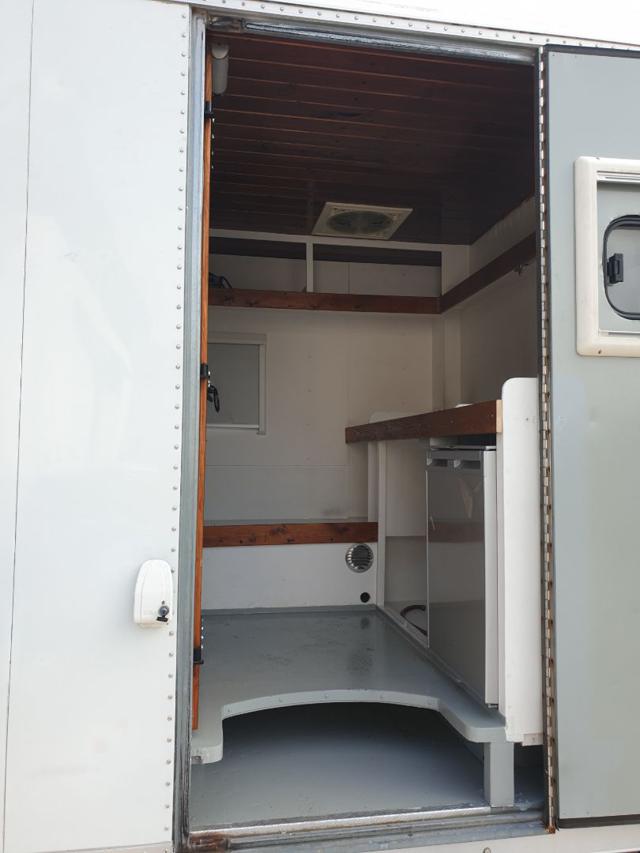 IVECO DAILY CAMPER 12K DI ANTICIPO E15K 30 R - foto 10