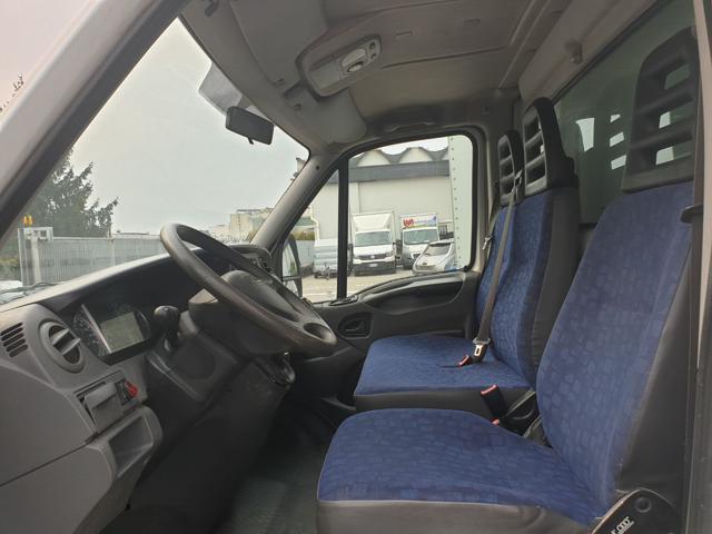 IVECO DAILY CAMPER 12K DI ANTICIPO E15K 30 R - foto 6