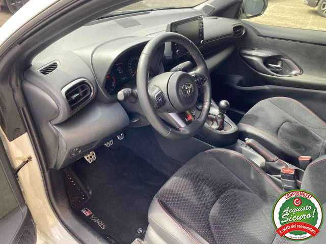TOYOTA YARIS 1.6 CIRCUIT AKRAPOVIC PREZZO REA - foto 11
