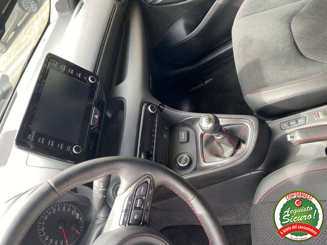TOYOTA YARIS 1.6 CIRCUIT AKRAPOVIC PREZZO REA - foto 14